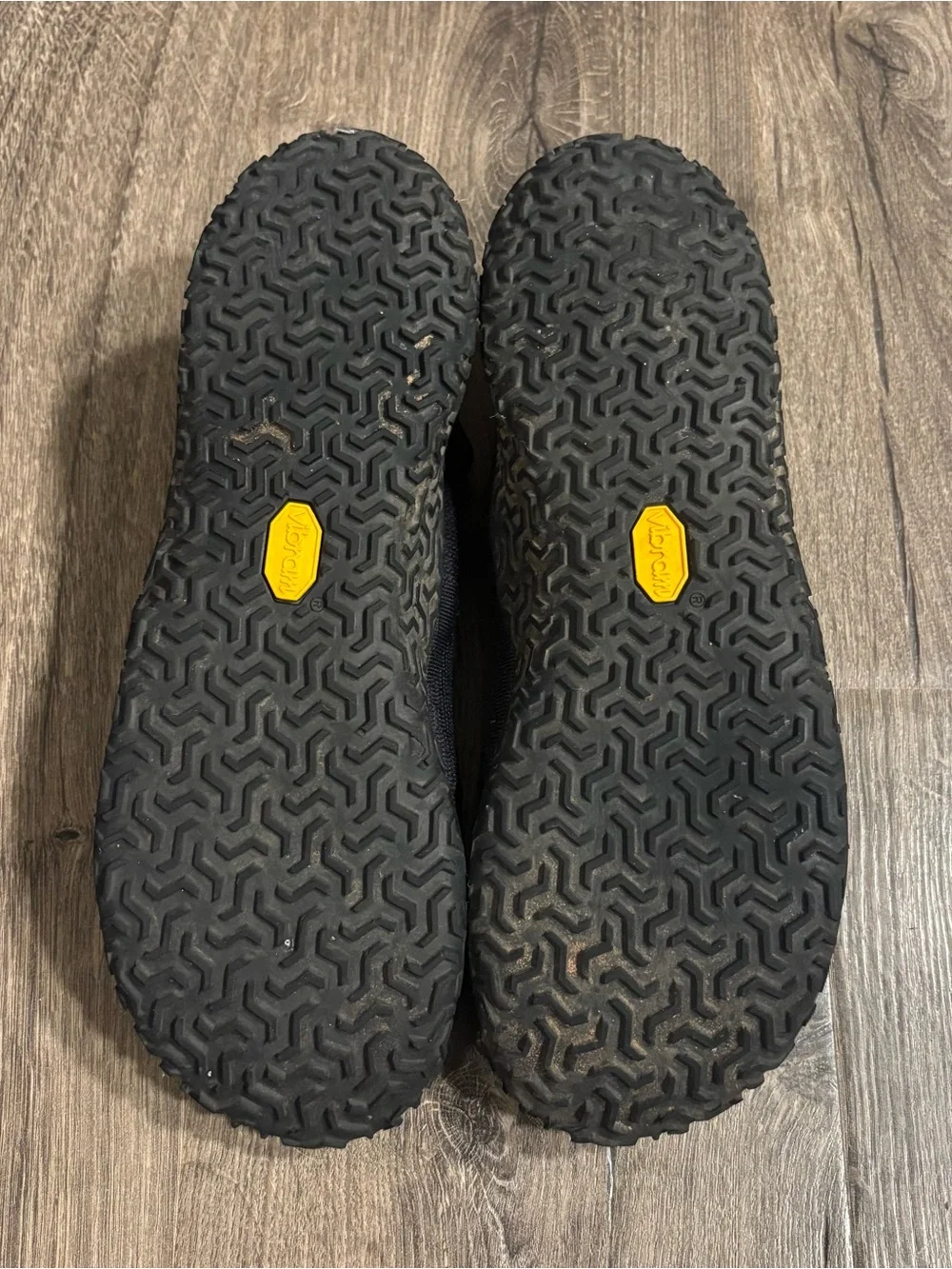 Merrell Trail Glove 7 GORE-TEX Vibram Sneaker Women’s Size 9 Black Waterproof